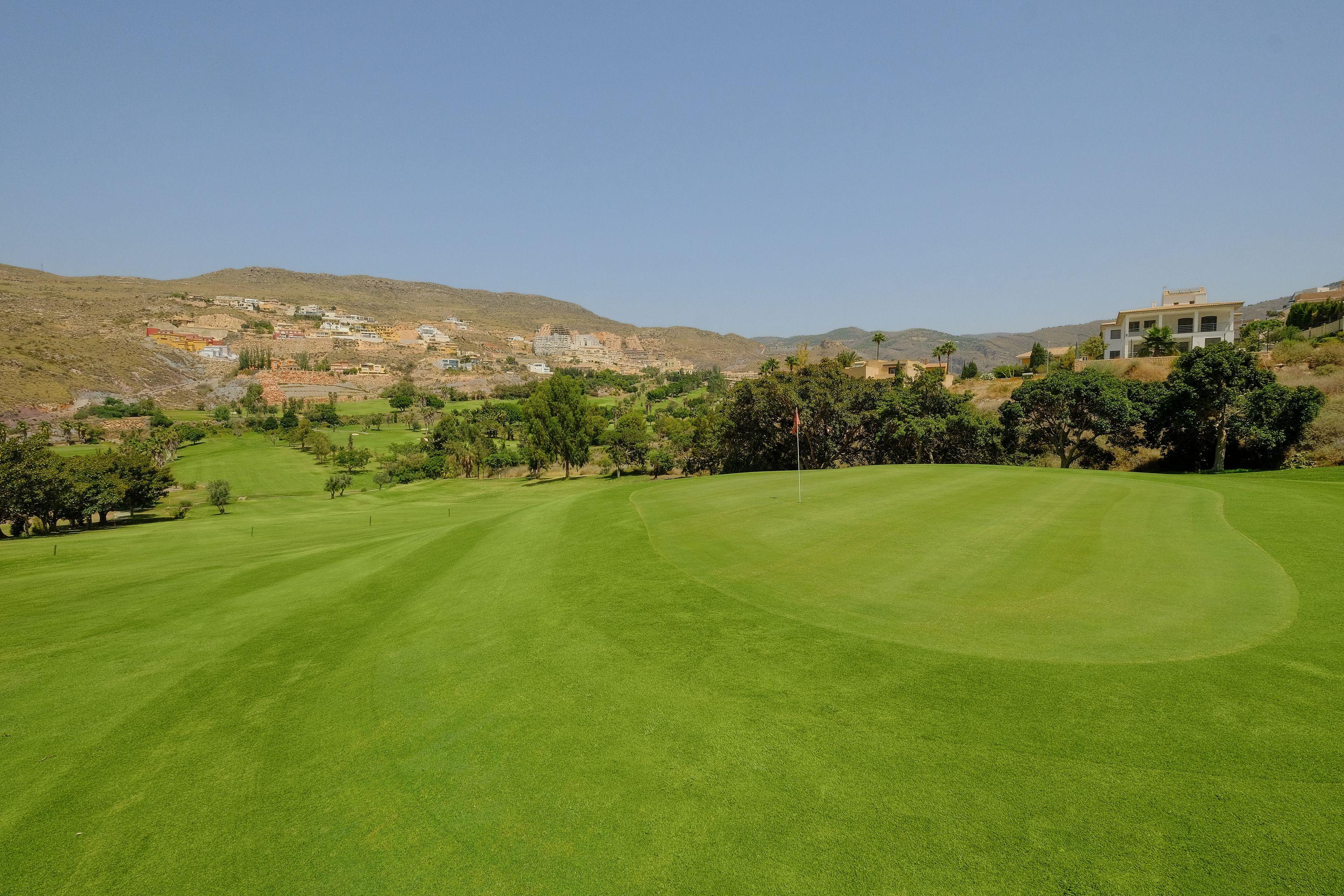 Hotel Envia Almeria Spa & Golf Агвадульсе Экстерьер фото Golf course in Crete