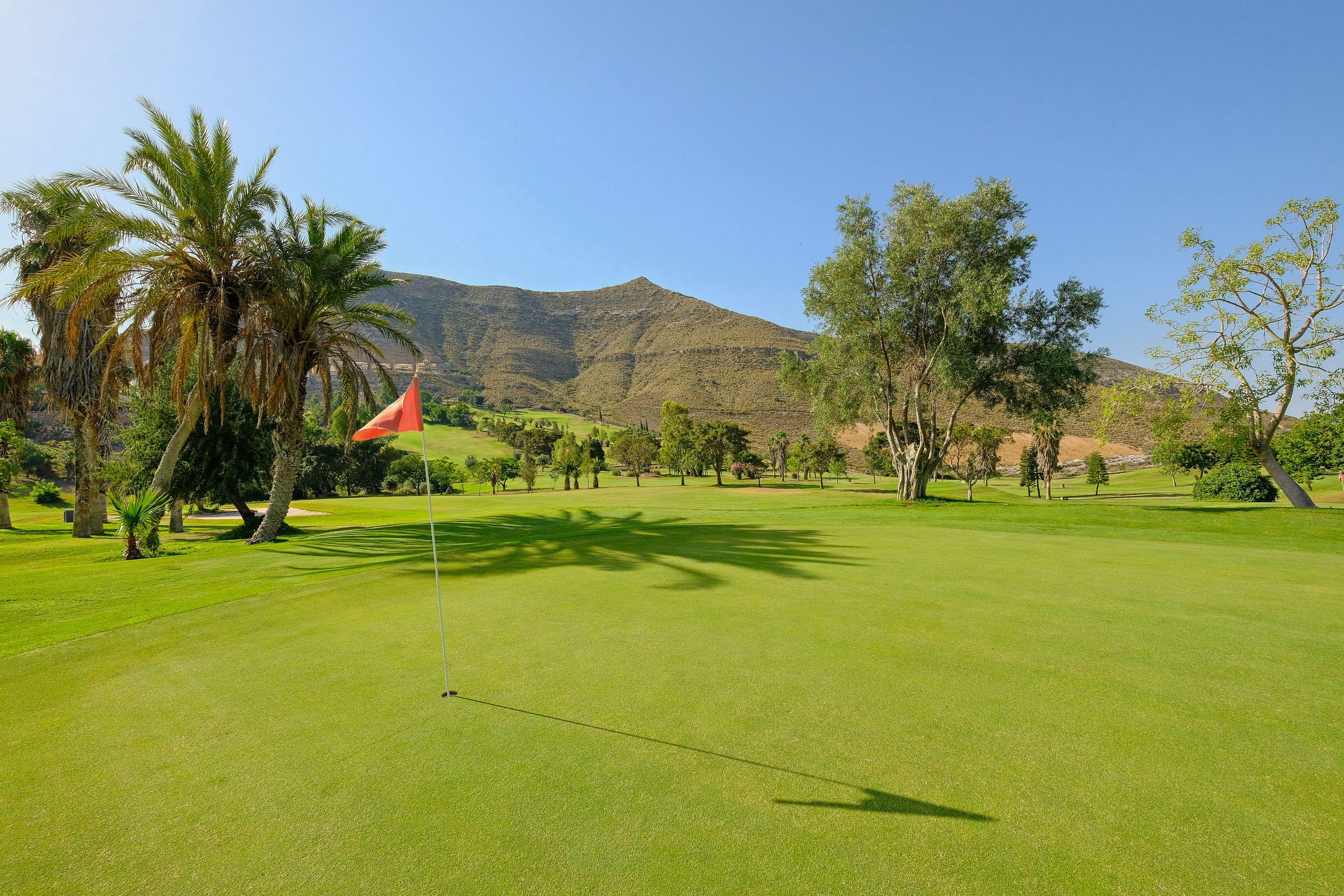 Hotel Envia Almeria Spa & Golf Агвадульсе Экстерьер фото Golf course in La Quinta