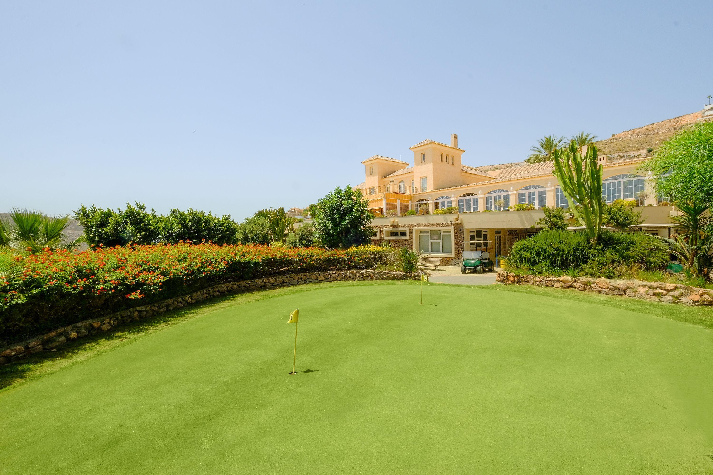 Hotel Envia Almeria Spa & Golf Агвадульсе Экстерьер фото Club House