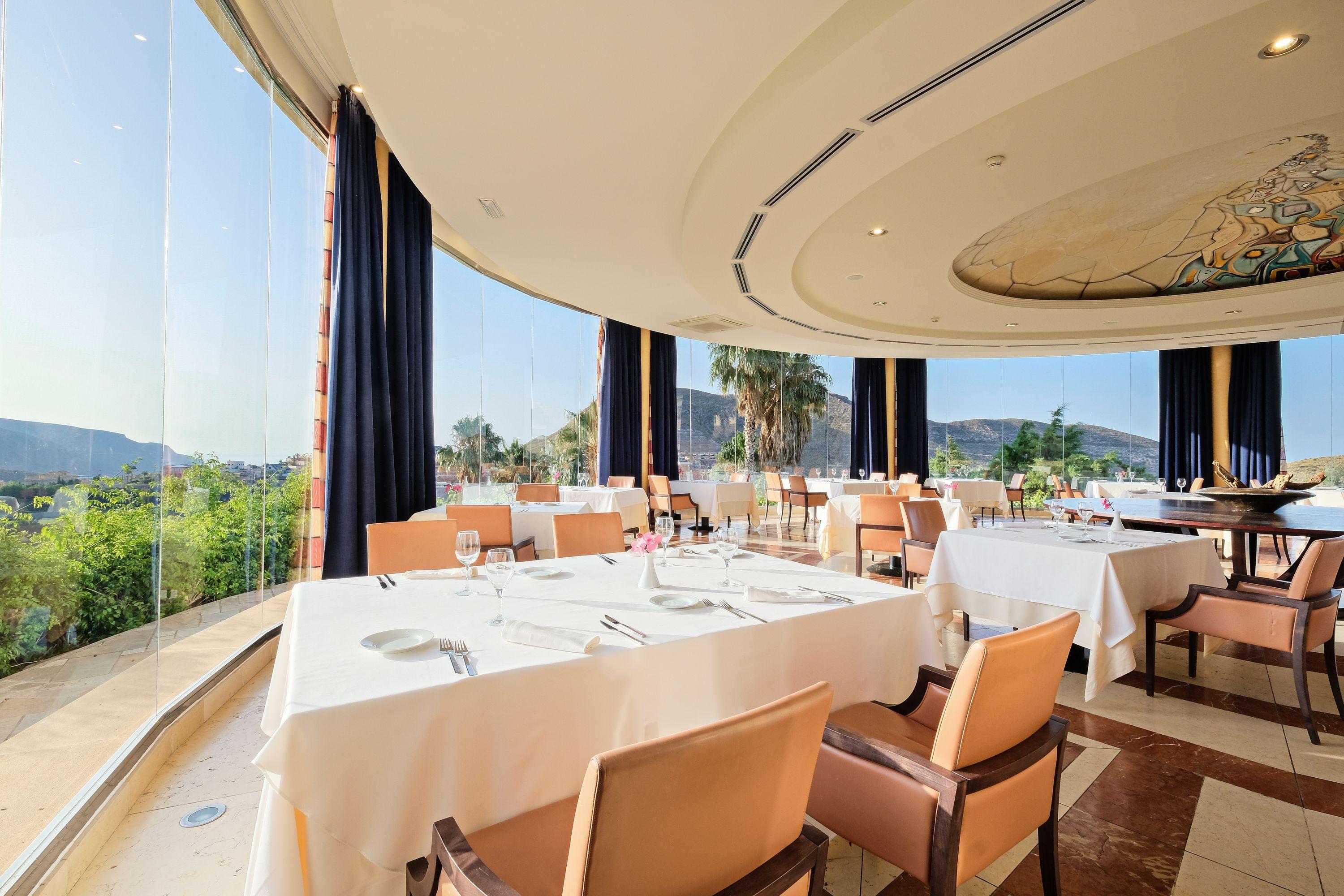 Hotel Envia Almeria Spa & Golf Агвадульсе Экстерьер фото The restaurant