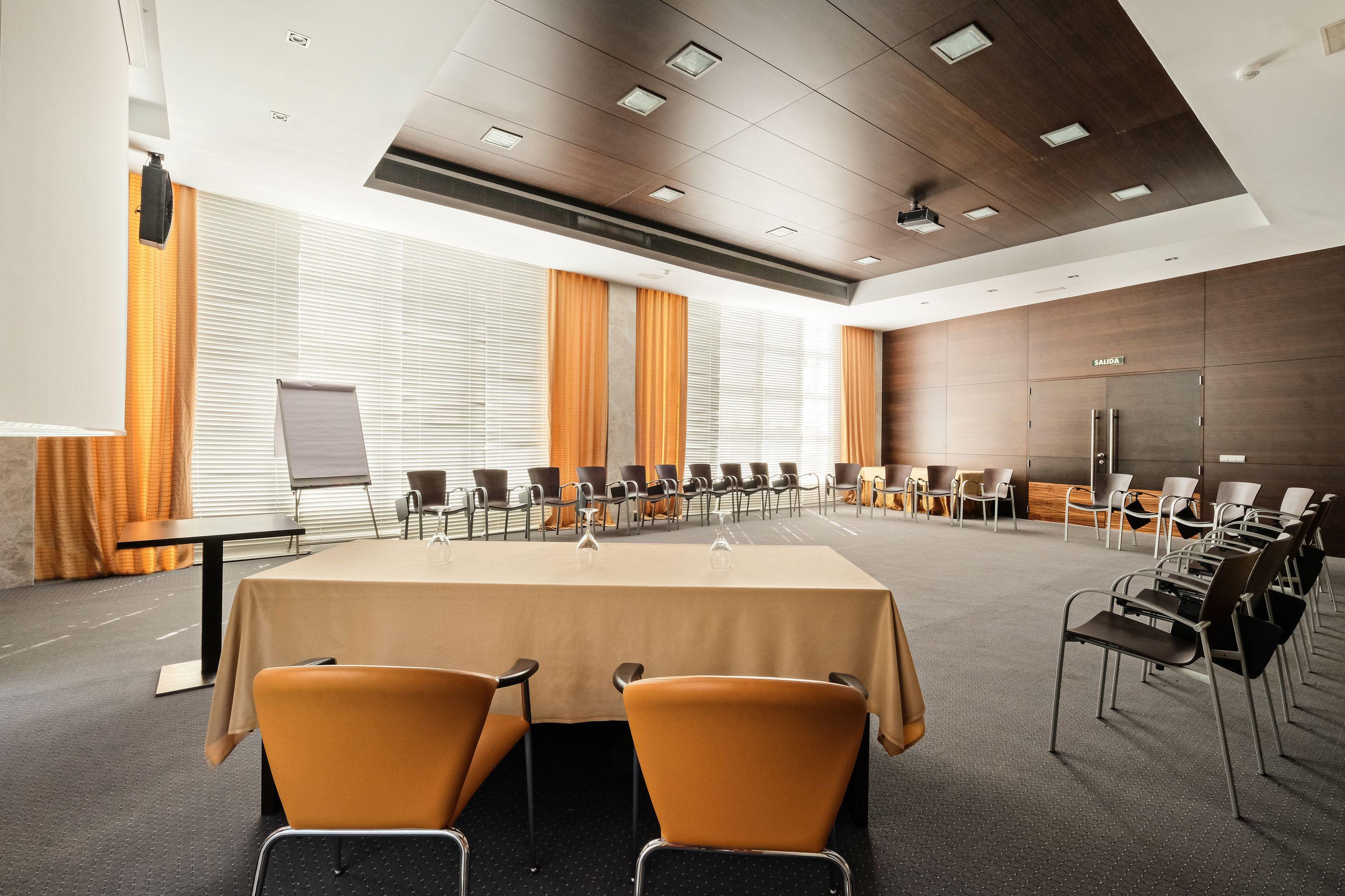 Hotel Envia Almeria Spa & Golf Агвадульсе Экстерьер фото The meeting room